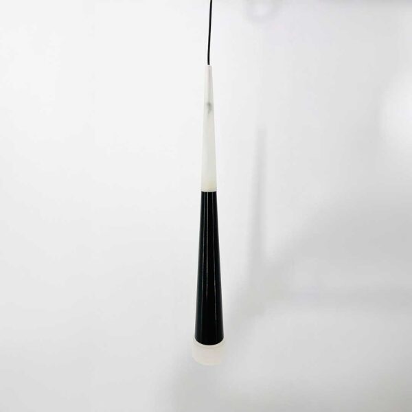 LÁMPARA DECORATIVA COLGANTE TIPO FLAUTA NEGRA LUZ CALIDA